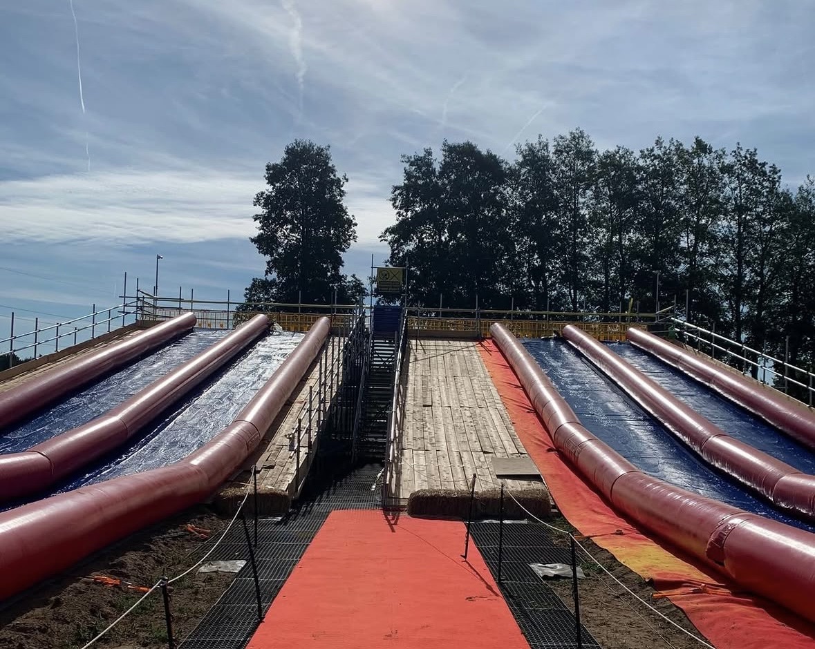 The four slide lanes and central walkway on the raised scaffold platform at Millets Farm